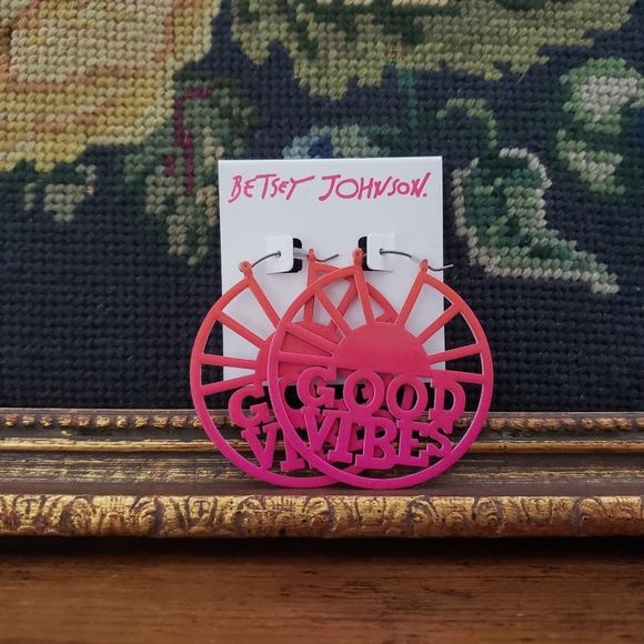 Betsey Johnson "Good Vibes" Earrings - Picture 6 of 6